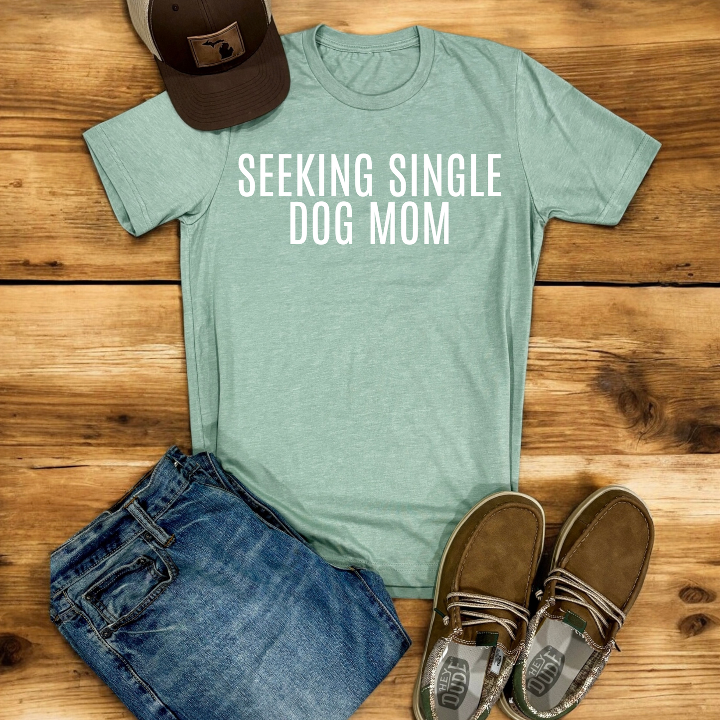 Seeking Single Dog Mom | Tee