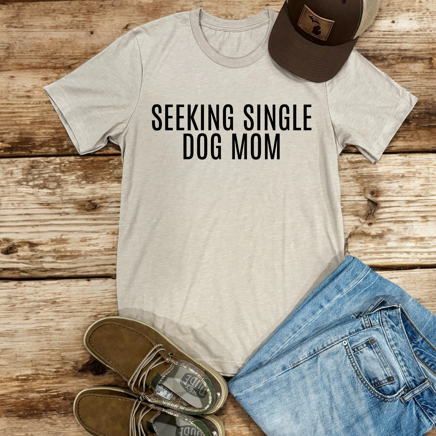 Seeking Single Dog Mom | Tee