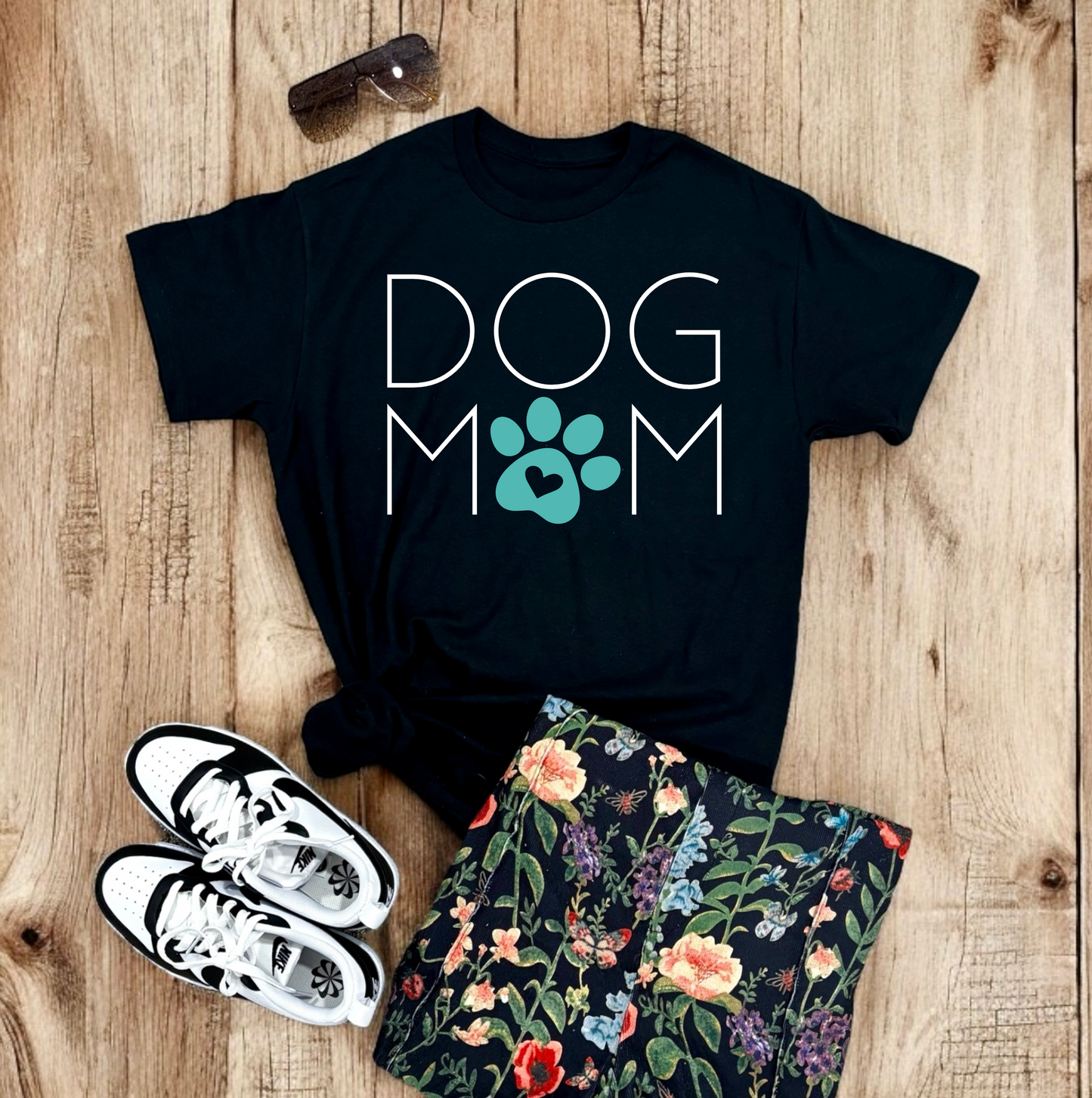 Dog Mom | Tee