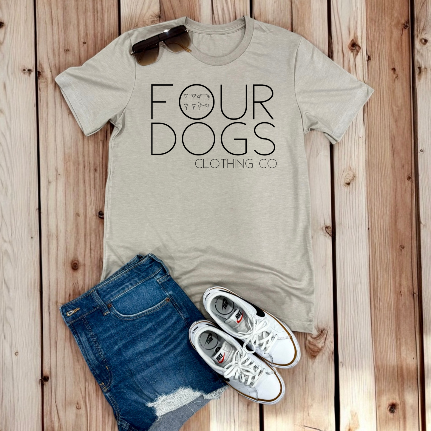 Logo | Tee